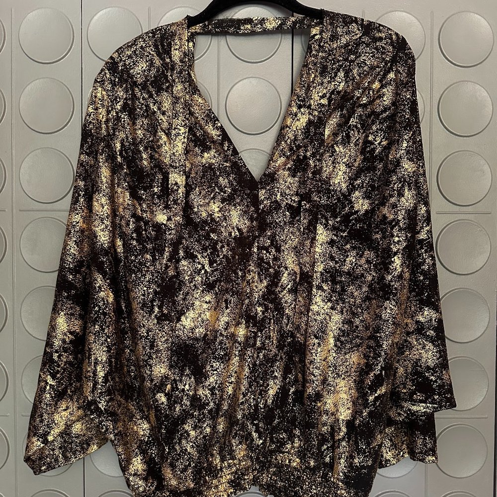 Michael Kors Gold & Black Metallic Top (Size Small)